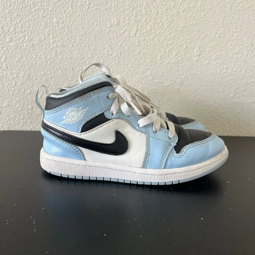 Nike Kids Air Jordan 1 Mid Ice Shoes Sneakers Size 13C Style 640737-401